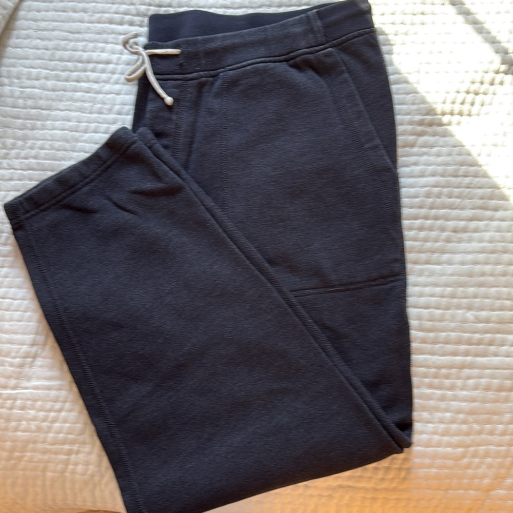J Crew men’s navy blue heather sweatpants with white drawstring - Picture 4 of 5